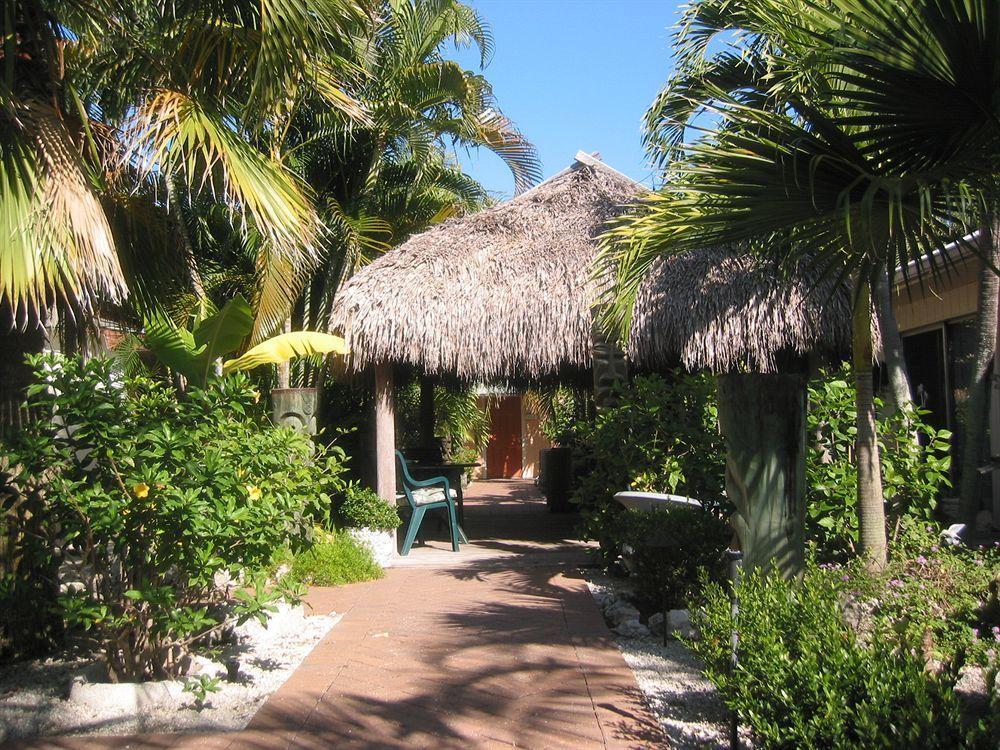 Flamingo Motel & Villas Bonita Springs North Naples Екстериор снимка